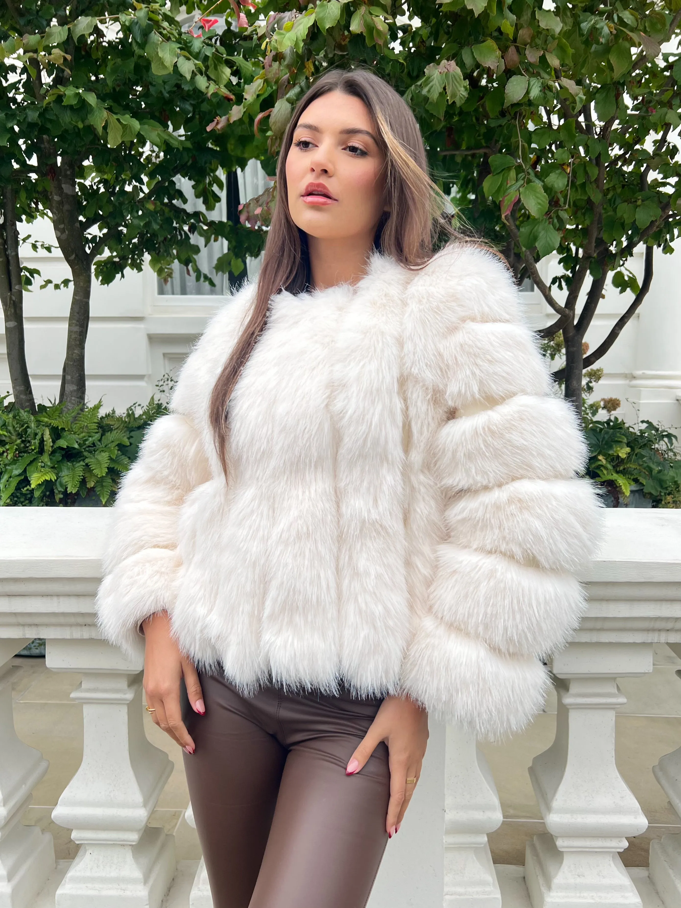 Cream Vertical Design Faux Fur Coat