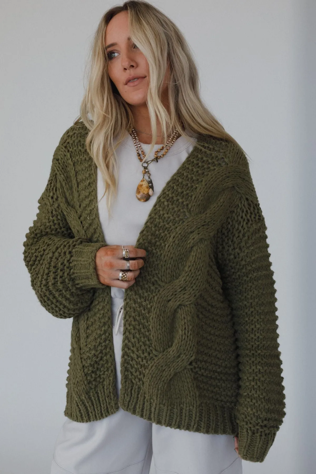 Gillian Chunky Cardigan - Olive