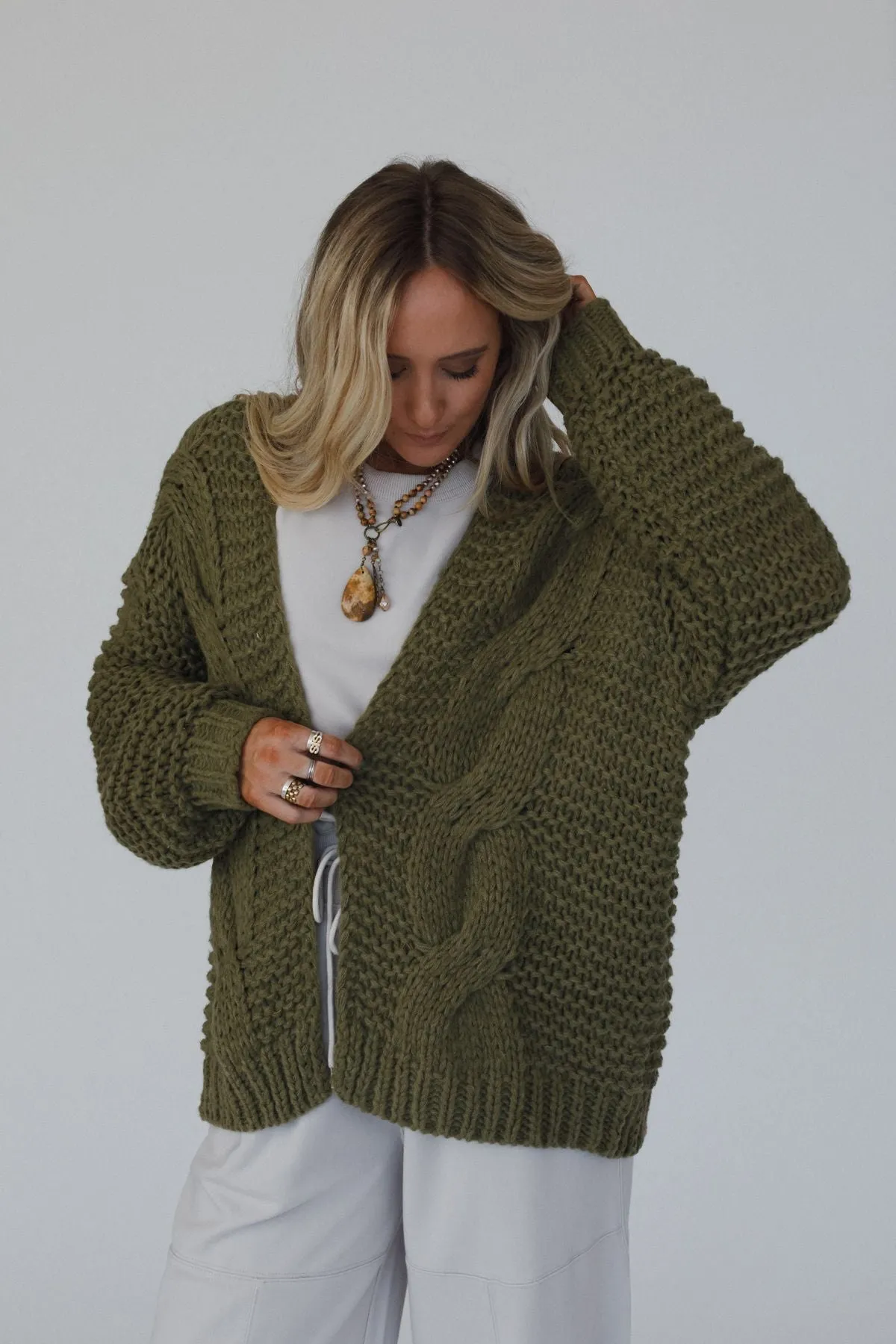 Gillian Chunky Cardigan - Olive