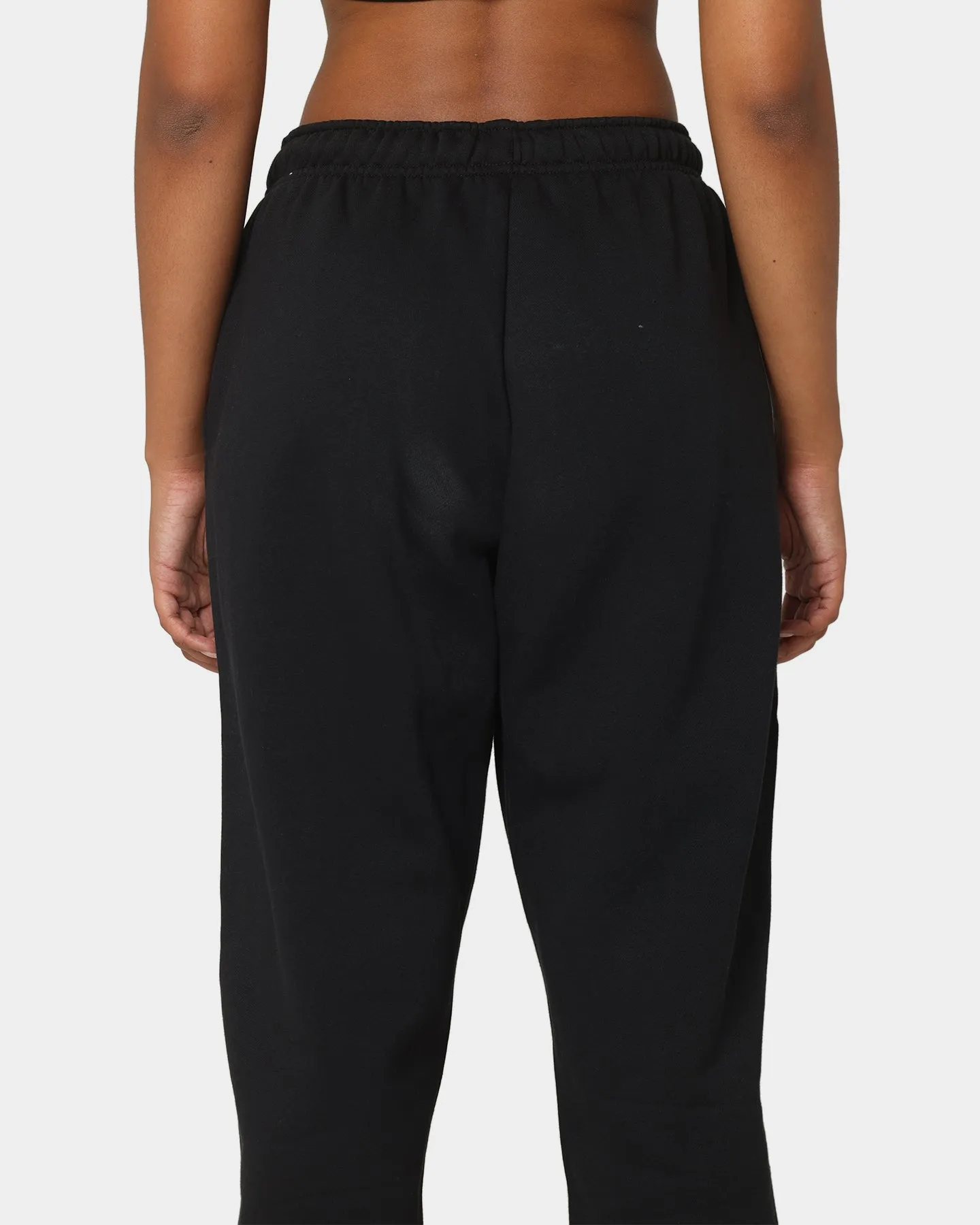 Nike Women's Nike Sportswear Essential Mid-Rise Fleece Pants Black/White