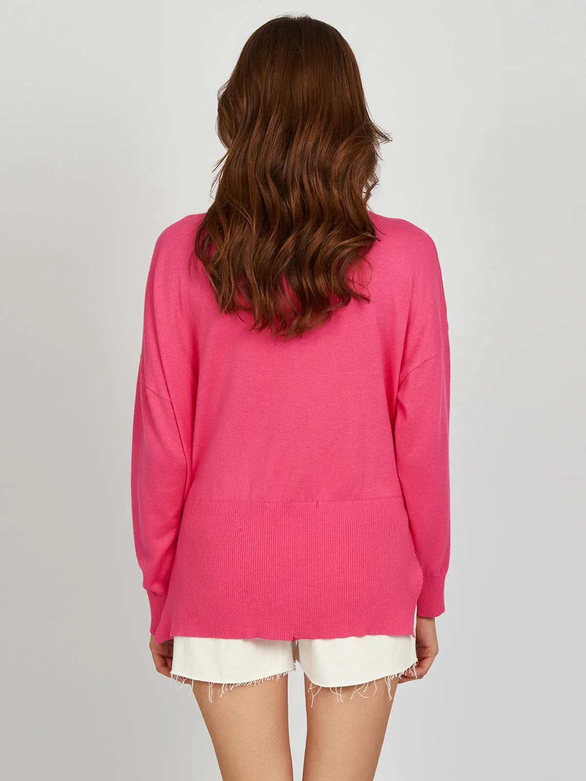 Noor Oversized V-Neck Pullover