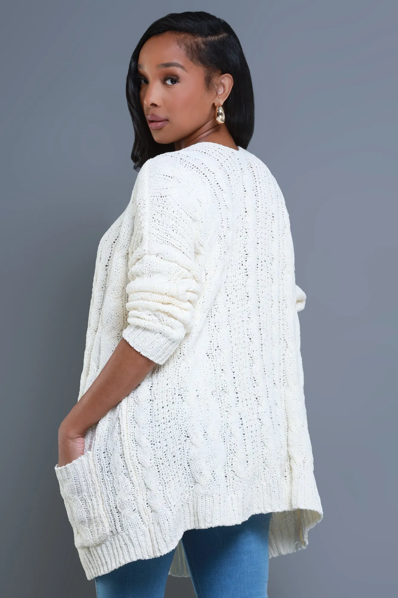 Stay Close Oversized Cardigan - Ivory